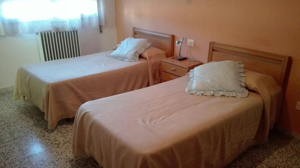 Hostal Terraferma Algerri Extérieur photo